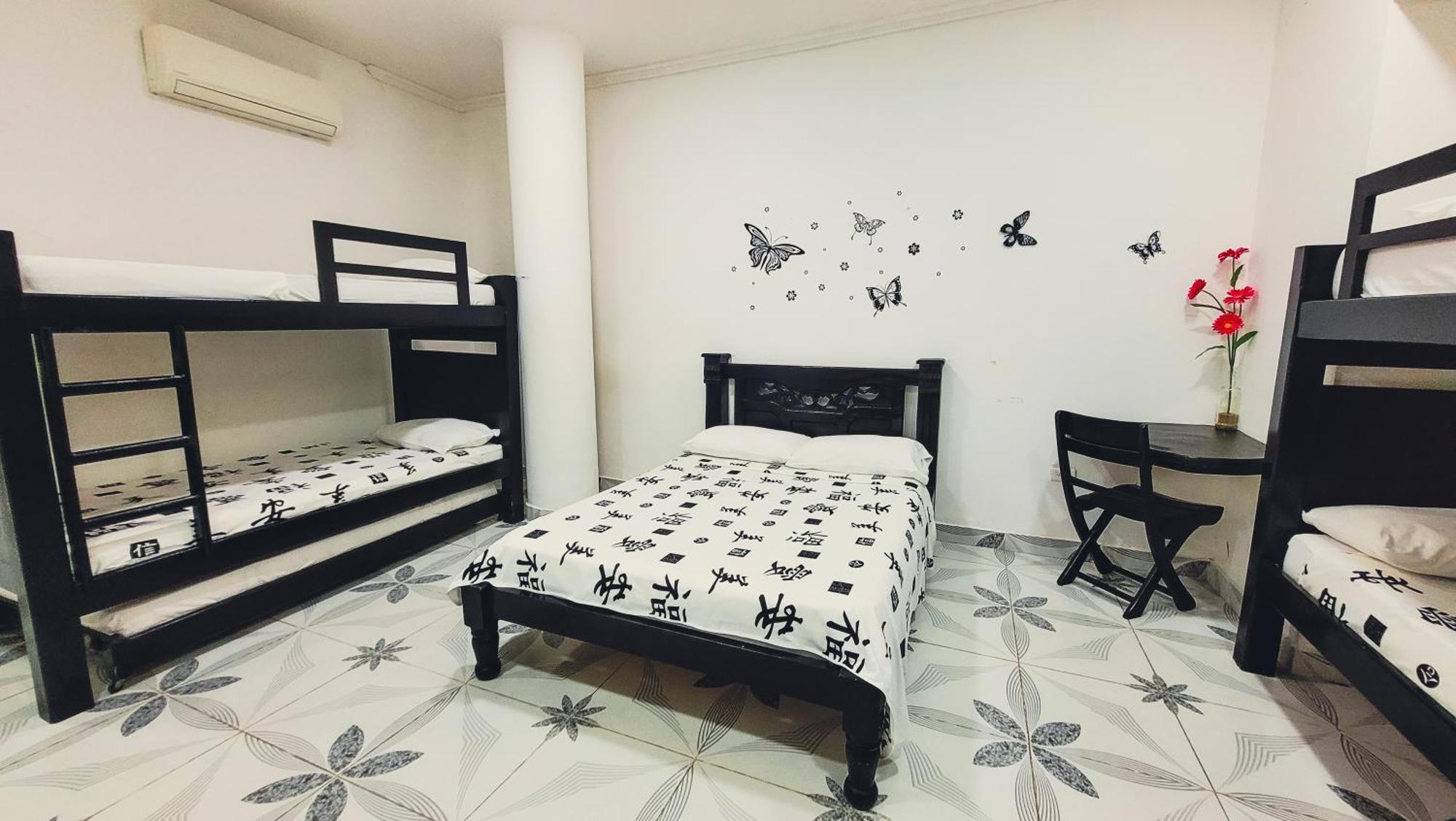 Hotel Beijing Cartagena Екстер'єр фото